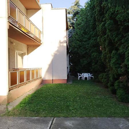 Ildiko Apartman Hajdúszoboszló Екстериор снимка
